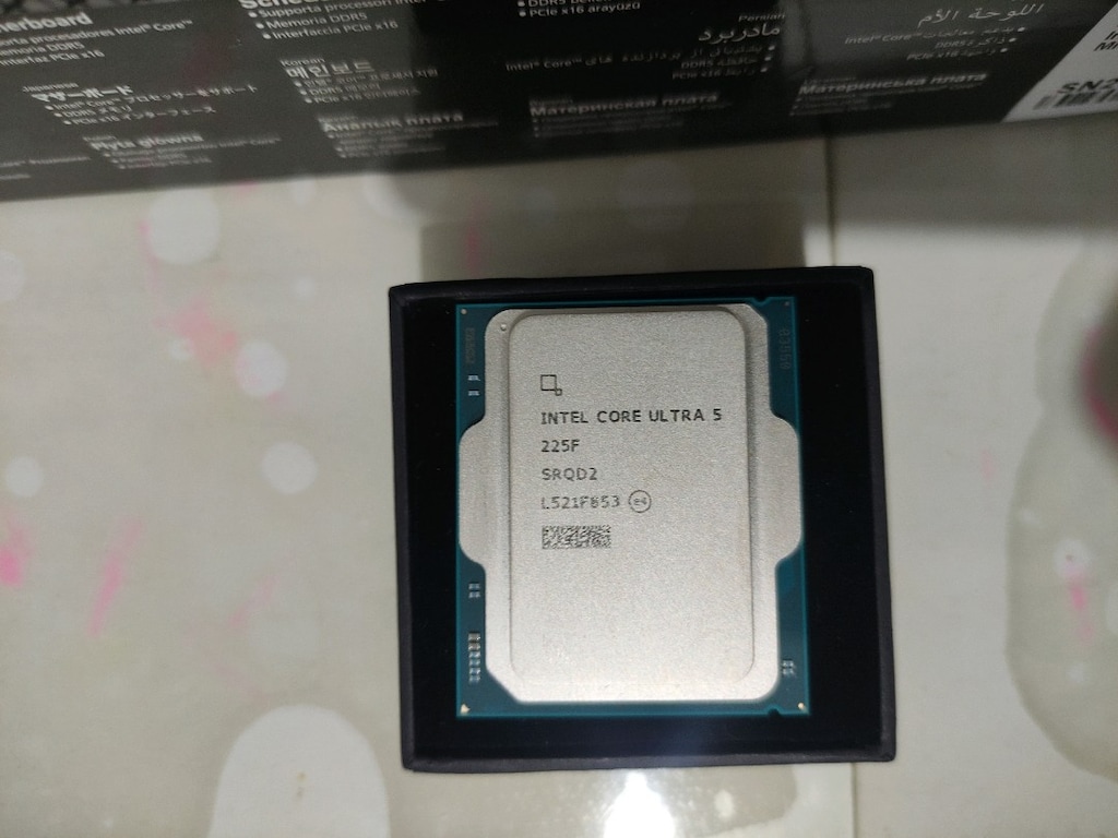 Ultra 5 225F // Gigabite H810 M H - 6