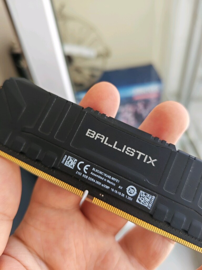 CRUCİAL BALLİSTX 8GB DDR4 3600MHZ RAM ARIZALI - 2