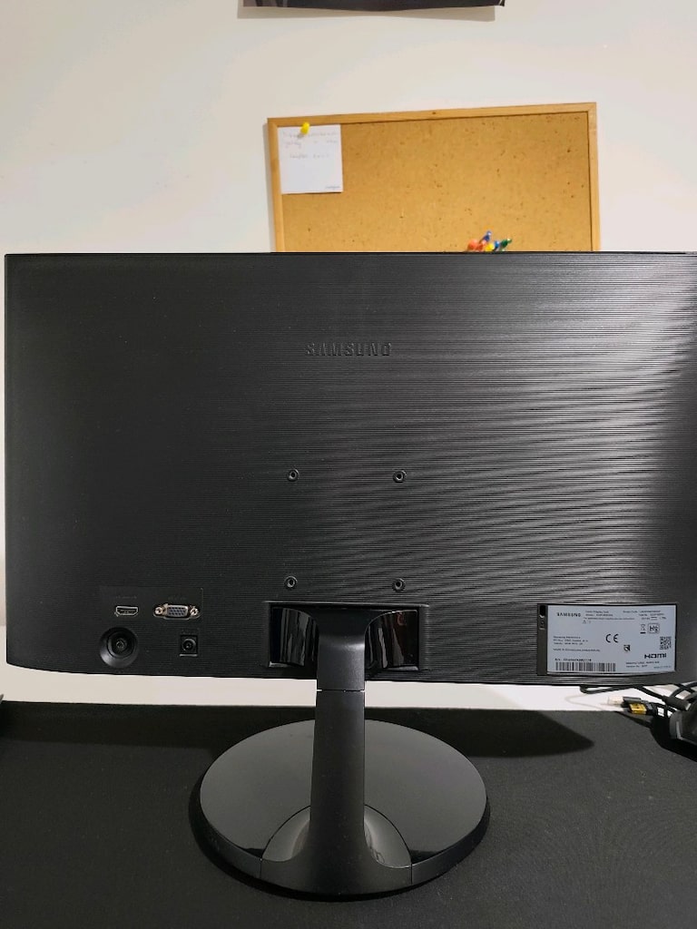 SAMSUNG MONİTÖR 21.5" - 2