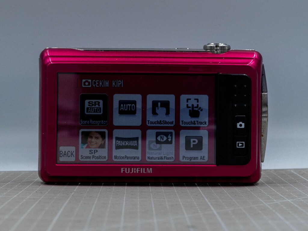 Fujifilm FinePix Z90 Pembe Fuşya - Y2K - Dokunmatik - Retro