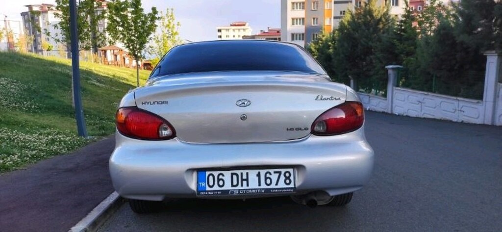 memurdan temiz 2001 model Hyundai Elantra 1.6 - 10