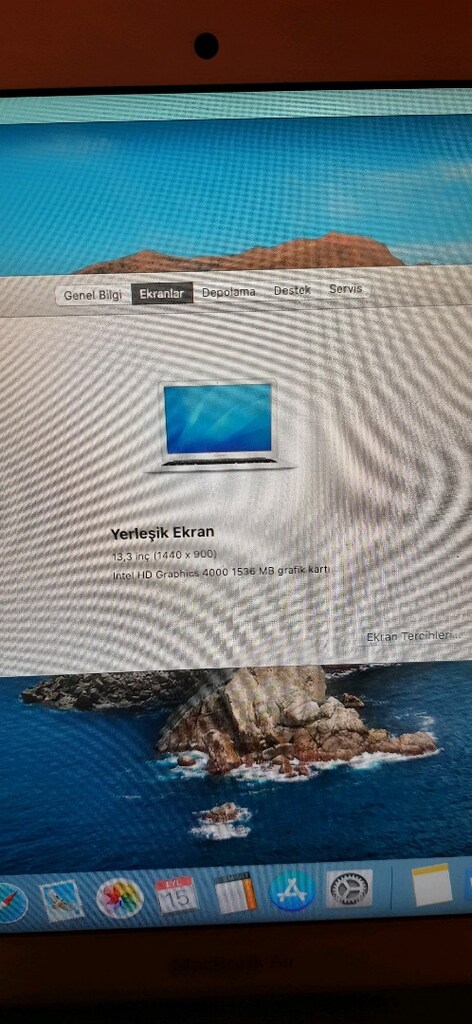 Mac Book Air - 3