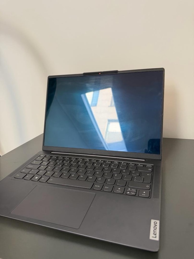 LENOVO YOGA SLİM 6 - 12. NESİL i5-1240P / 8GB RAM / W11 - 5