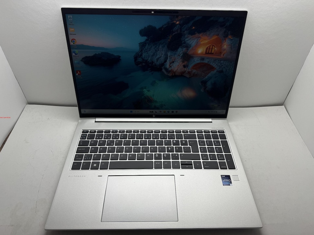 HP ELİTBOOK İ5 12. NESİL 16 GB RAM 256 NVME - 2