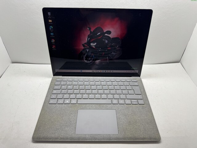 SURFACE İ5 7. NESİL 8 GB RAM 256 NVME DOKUNMATİK