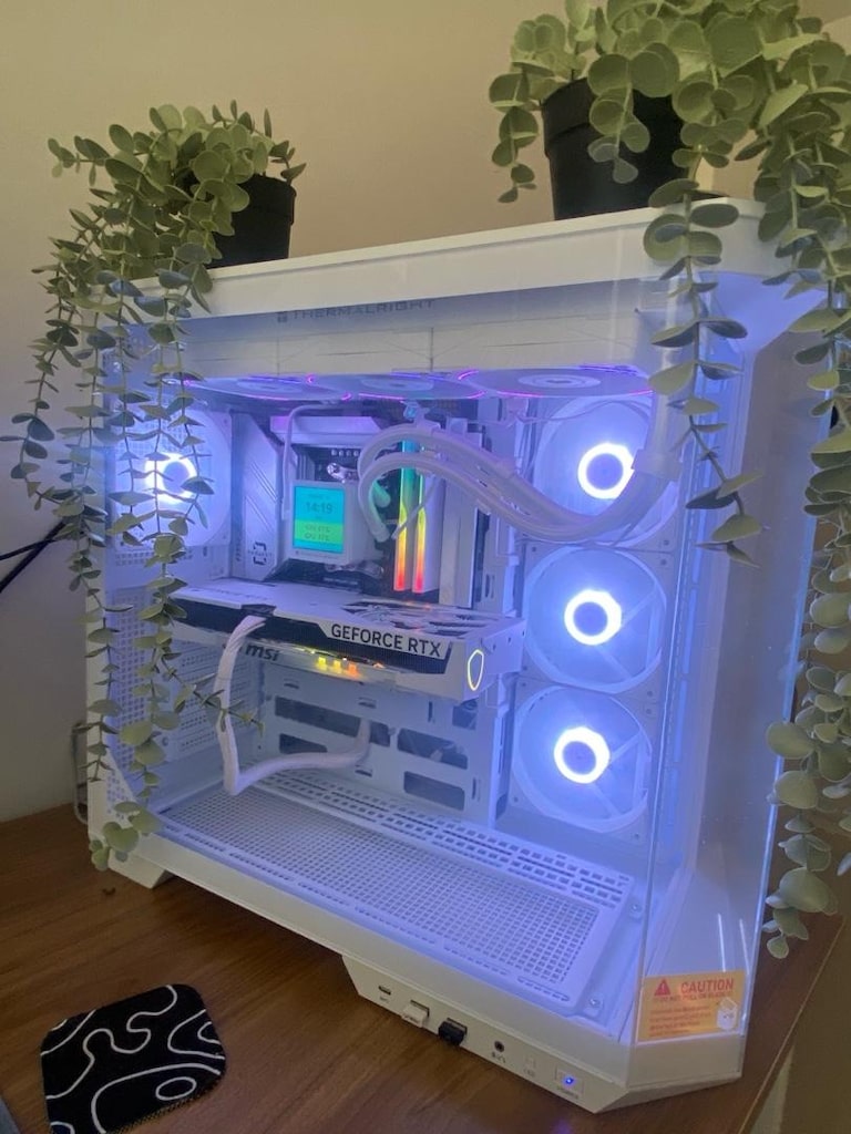 BEYAZ SEVENLERE SATILIK PC 5060Ti 16 GB - 2