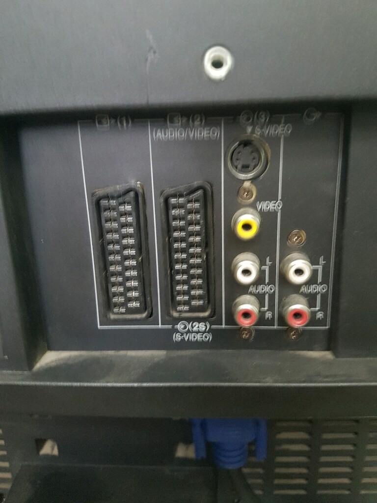 Toshiba LCD Tv - 2