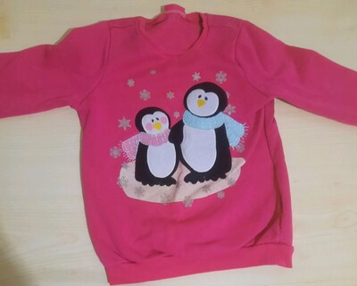 LC Waikiki Koyu Pembe Penguen Armalı Sweatshirt (7-8 Yaş)