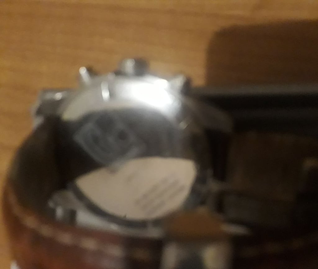 değerinin yarısı / FATURALI ORİJİNAL GUESS COLLECTİON (Gc) SAAT - 6
