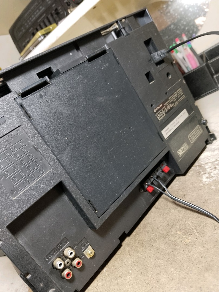 HİTACHİ - TRK - W550E - MARKA VE MODEL NUMARALI RADYO CİFT KASETÇALAR - 8