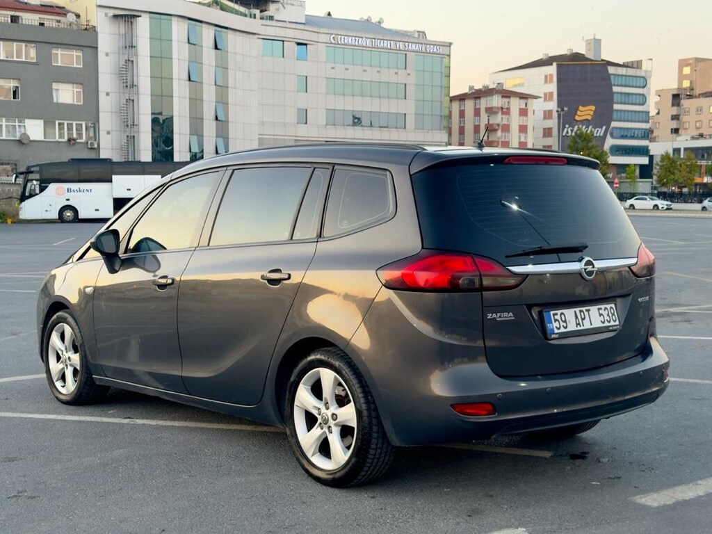 DEĞİŞENSİZ OPEL ZAFİRA 2013 - 5