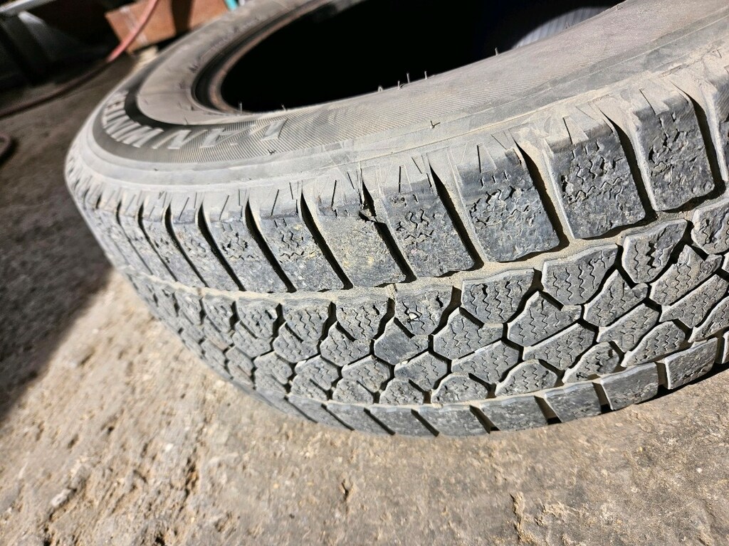 235/65 R16C Kar Lastiği - 6