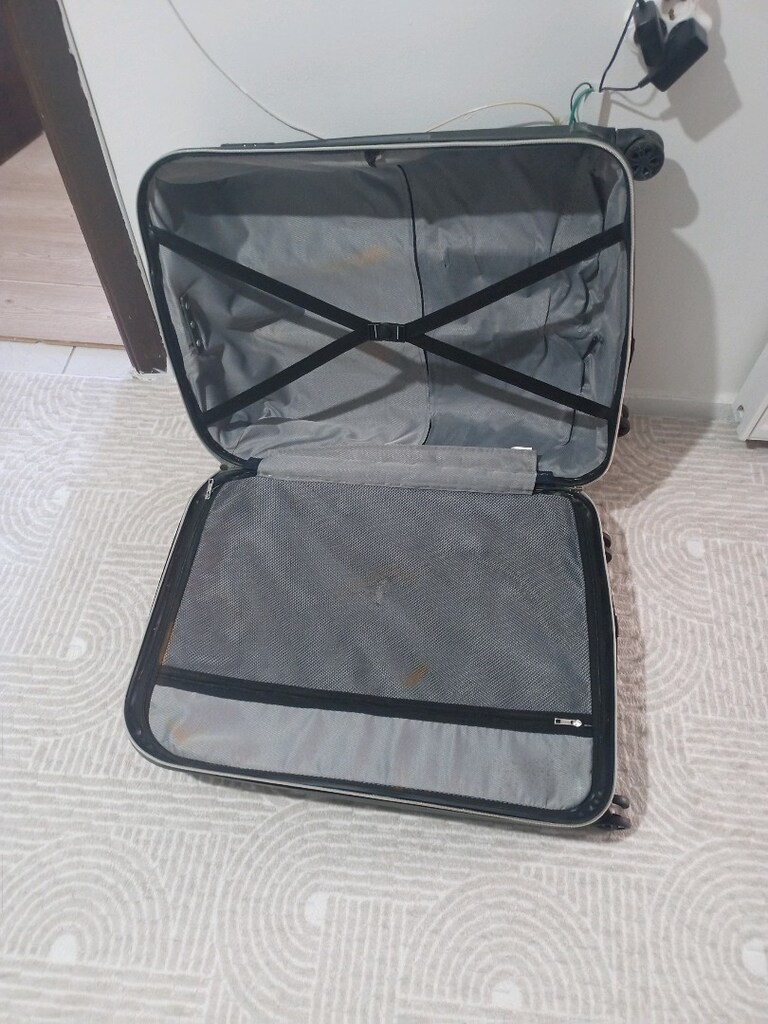 Büyük boy valiz - 2