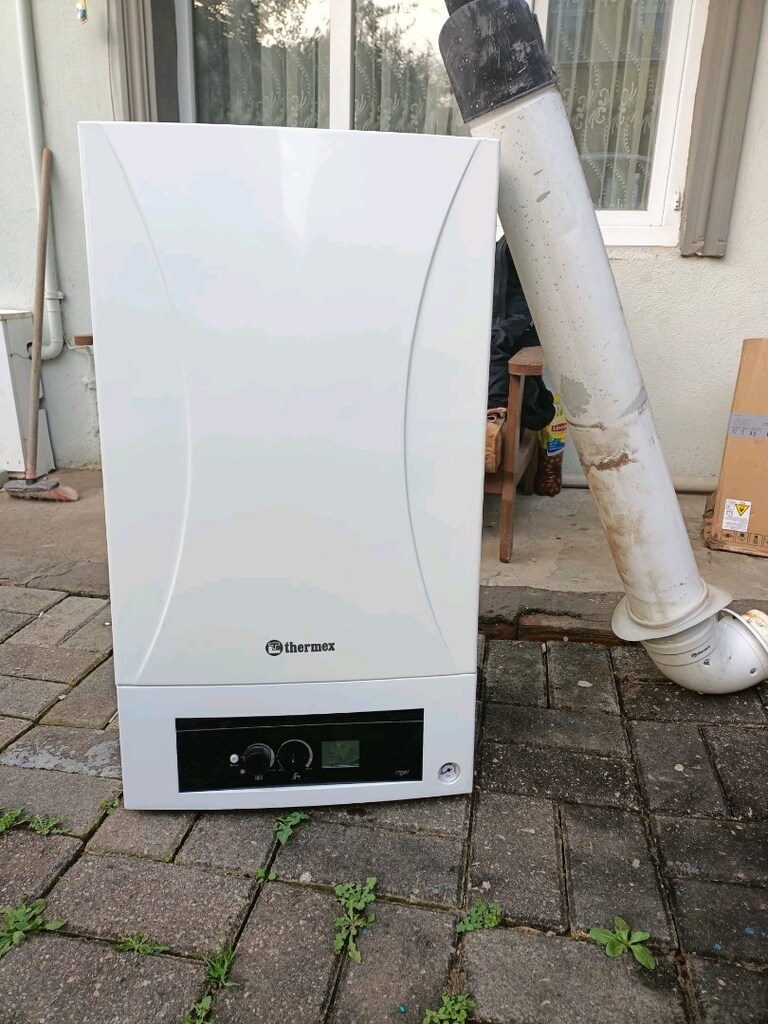 4 yıllık thermax marka kombi - 2