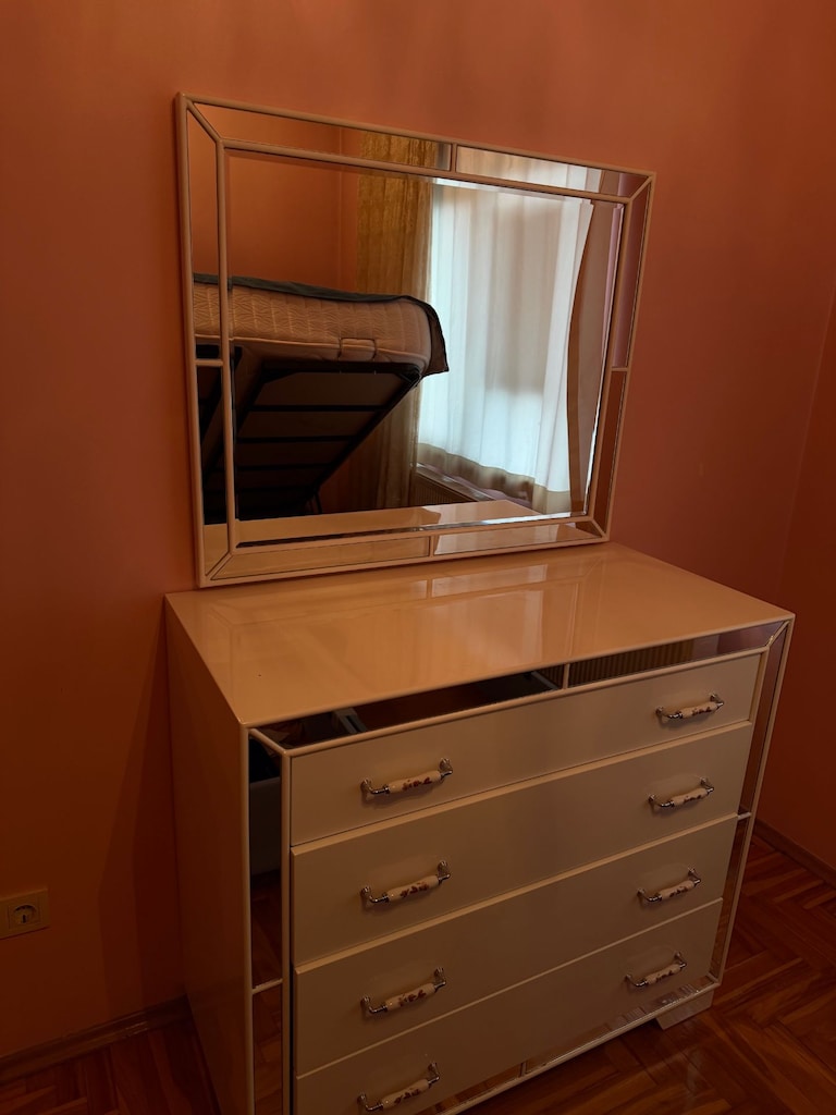 6 yıllık koltuk takımı ve 3 yıllık yatak odası - 3