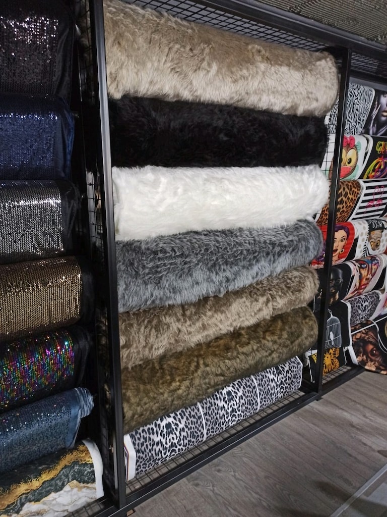 PELUŞ PUF - 8