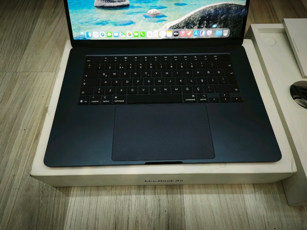 MACBOOK AİR M5 16.CB.RAM 512.CB.SSD 15.İNC .17.AY GARANTİLİ Sigortalı - 9