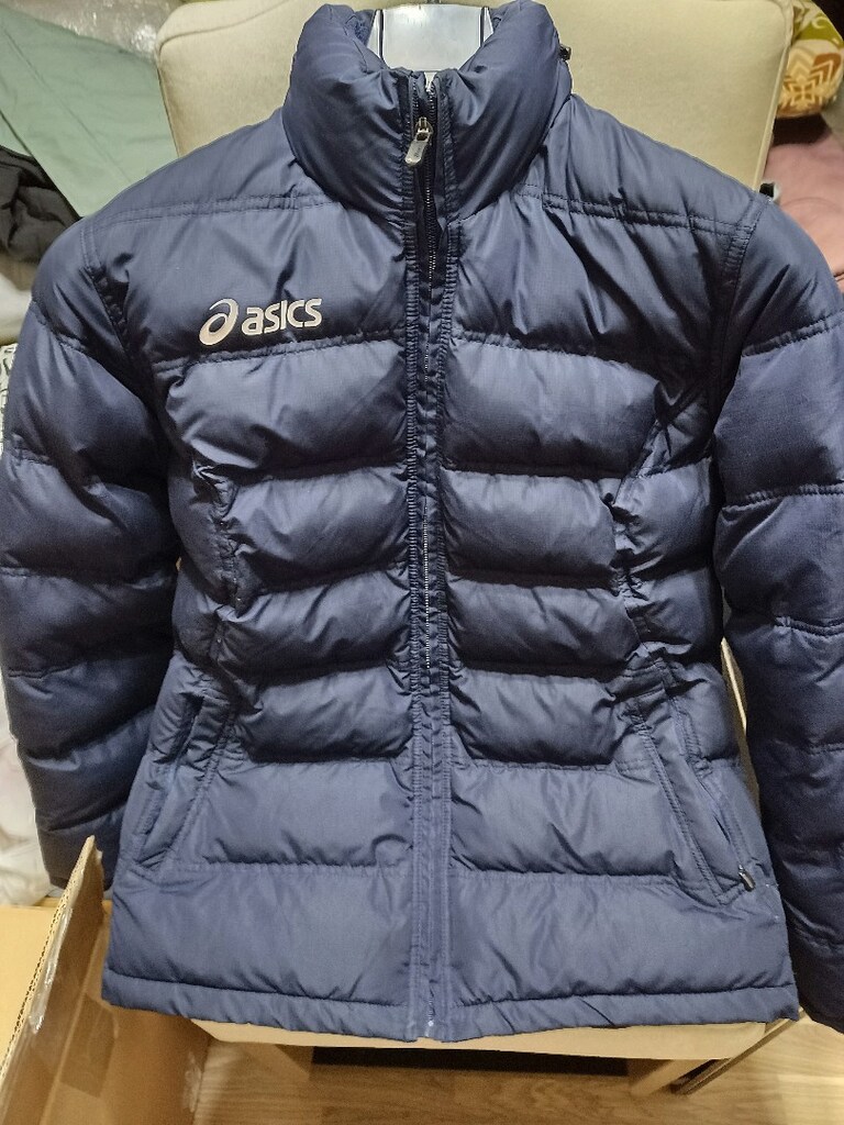 Asics down Orjinal tertemiz Monttur..üst düzey dokusu ve ince bel