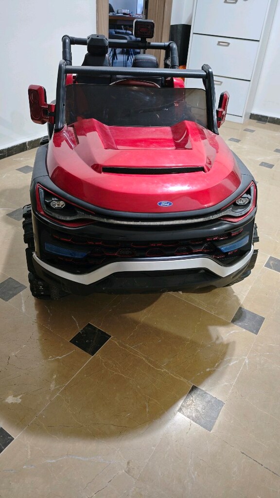 Ford 4 tekerden çekişli akülü araba - 9