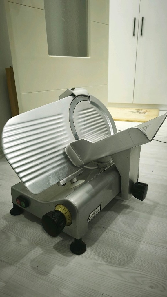 Slayzer Beekers İtalyan Sucuk Salam Kesme Makinesi - 2
