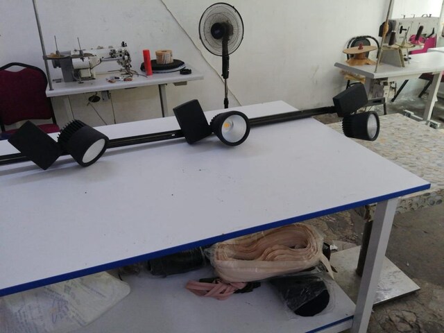 3 METRE 6’LI SPOT IŞIK