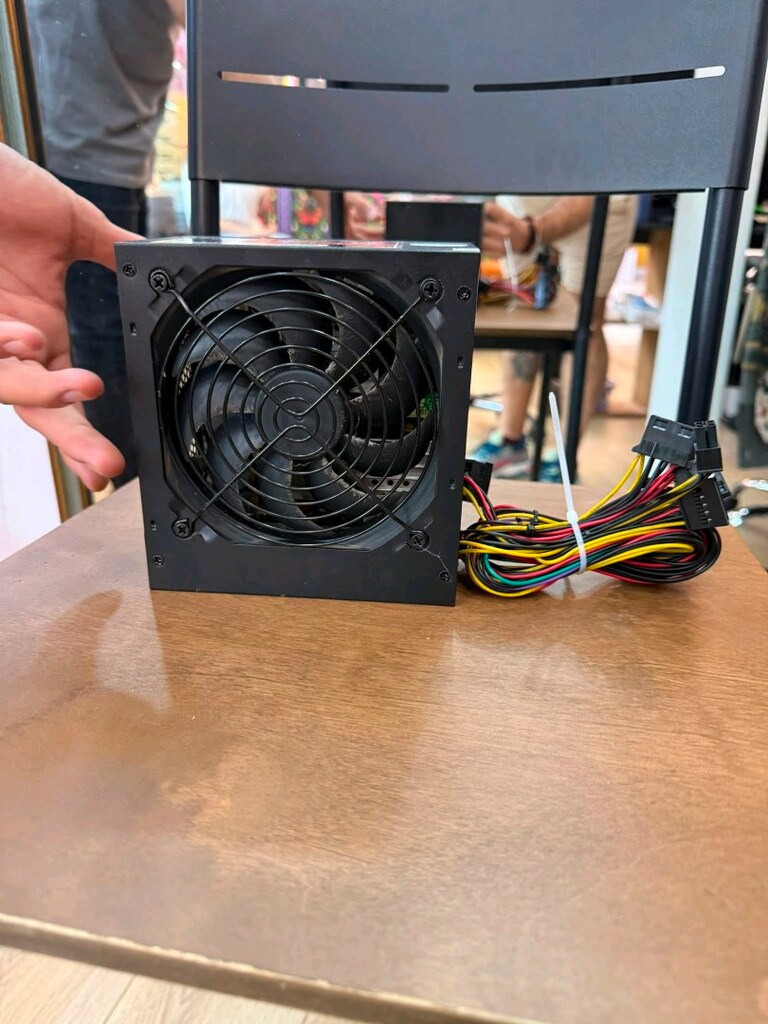 Everest 250 Watt Psu PowerSupply - 3