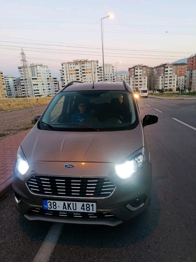 2022 MODEL TEMİZ HATASIZ FORD COURİER - 10