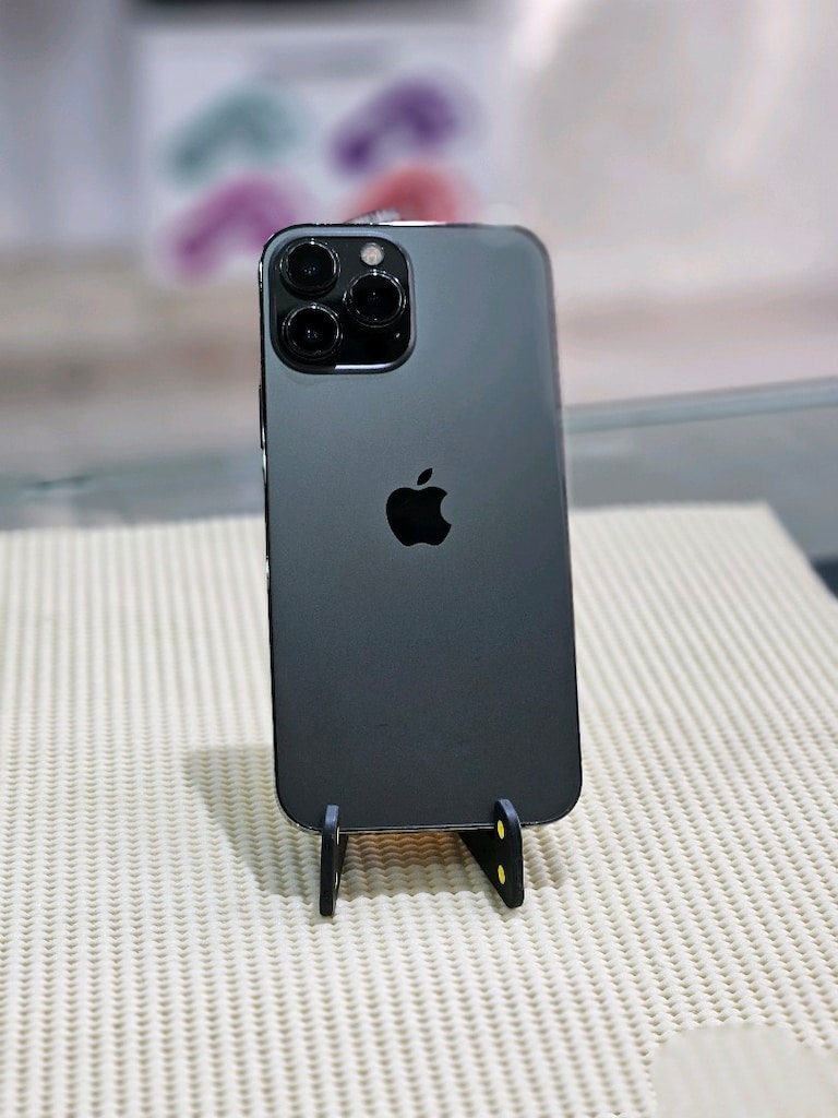 iPhone 13 Pro Max - 4