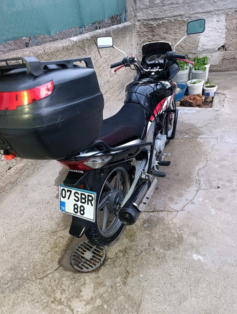 Temiz Motor Arayanlara Honda CBF - 2