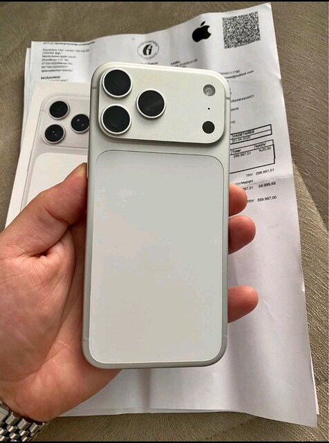 iPhone 17 pro Max
