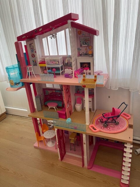 Barbie Evi