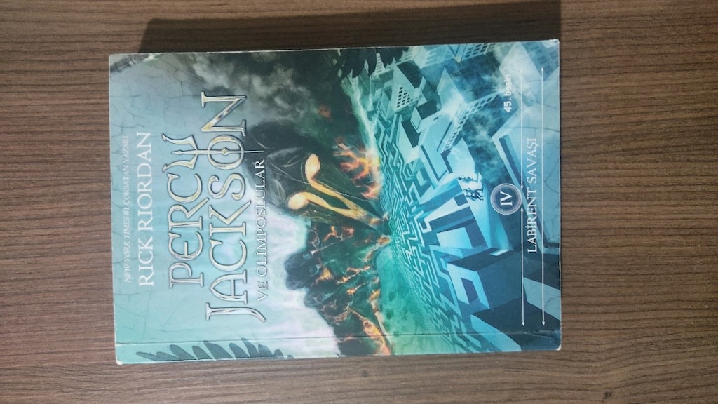Percy Jackson ve Olimposlular Kitap Serisi 1,2,3,4,5 - 6