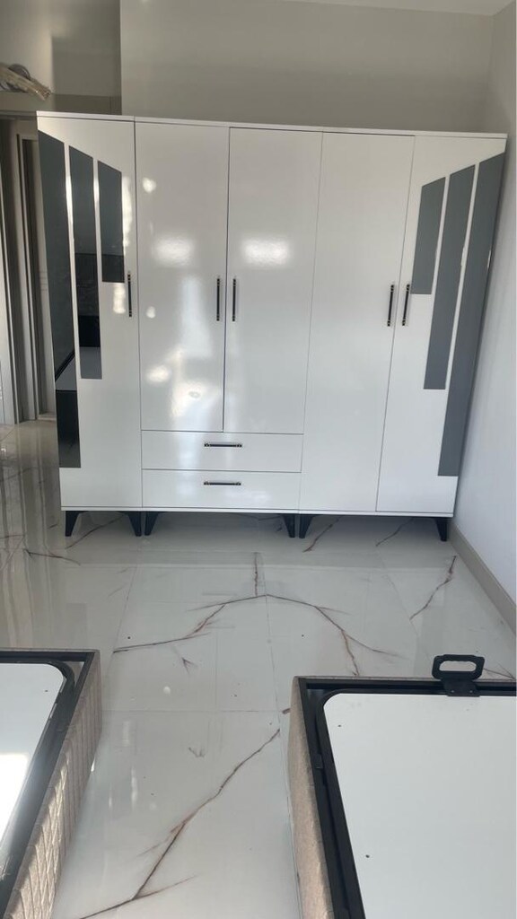 5 kapaklı elbise dolabı - 4