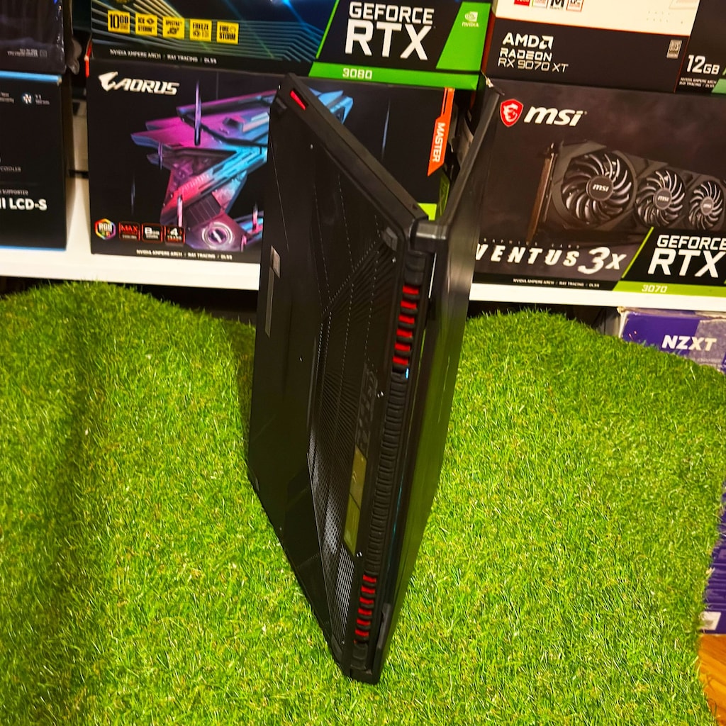 ASUS TUF GAMING FX505DT – 15.6" FHD / RYZEN 5 3550H / 32GB RAM - 7