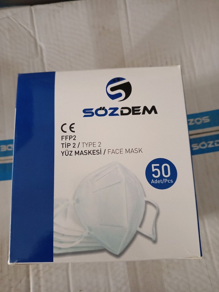 3 katli maske topta. satis toplam adet 10 bin paket