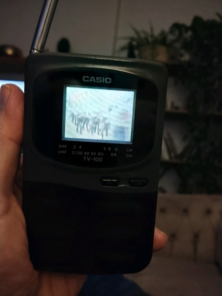 Casio TV-100 Cep televizyonu - 6