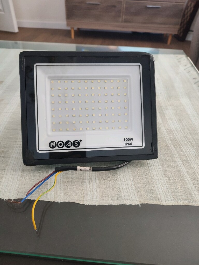 projektör 100W - 3