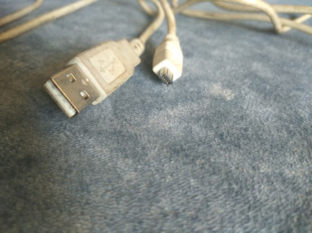 Usb Şarj Data Kablosu - 2