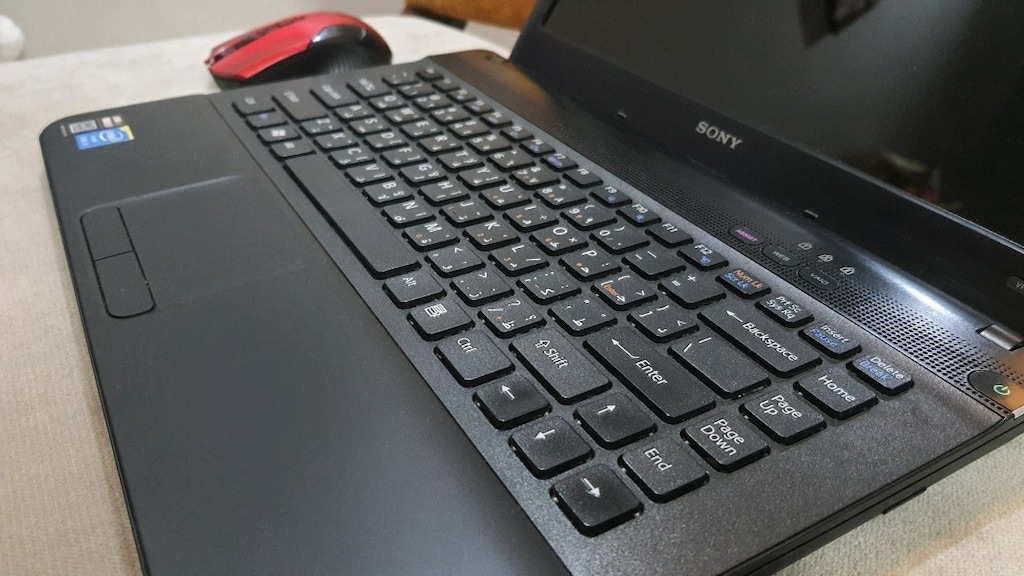 Tertemiz SONY vaio i5 2.67ghz işlemcili - SSD TurboDisk"li - 3