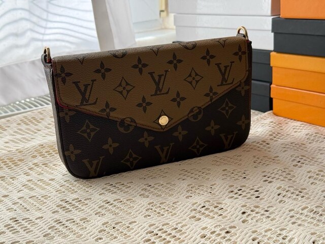 SIFIR İTHAL KUMAŞ BİREBİR louis vuitton cüzdan