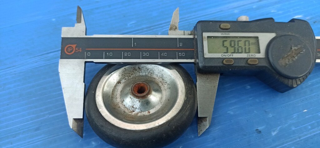 Vintage Oyuncak Araba Dolgu Tekerleri 2 adet) - 2