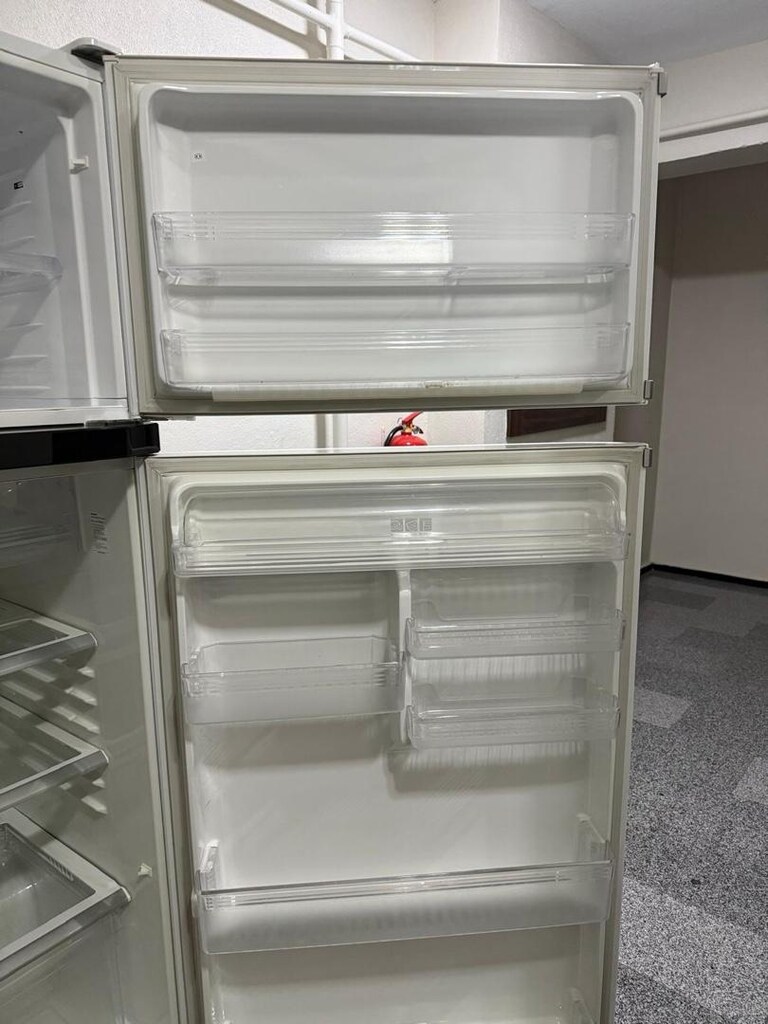 Sharp Nofrost Buzdolabı 550 litre kapasiteli - 7