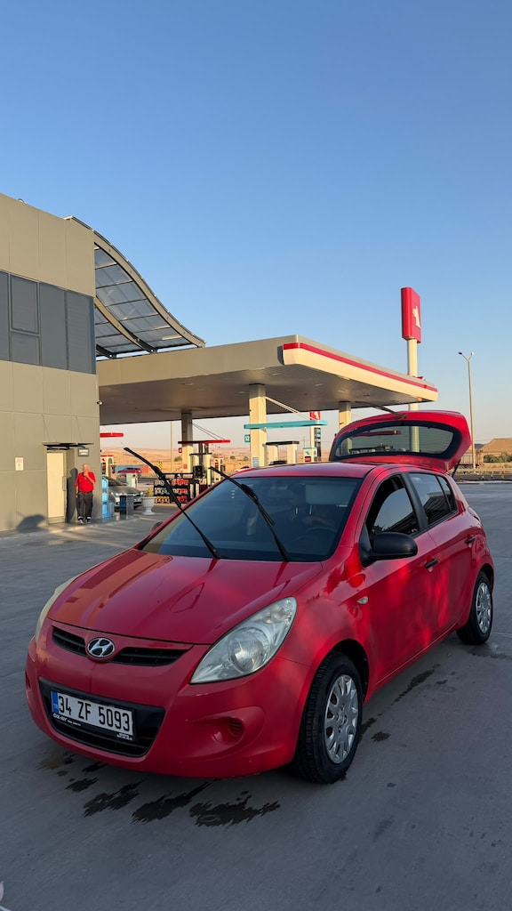 HYUNDAİ İ20 1.2 TEAM 2010 - 2