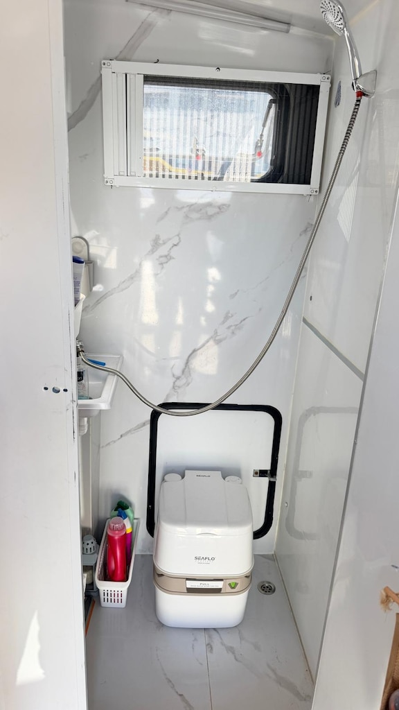 Güney karavan maksi 440 modeli 2023model / tüm herşeyi yenilenmiştir. - 9