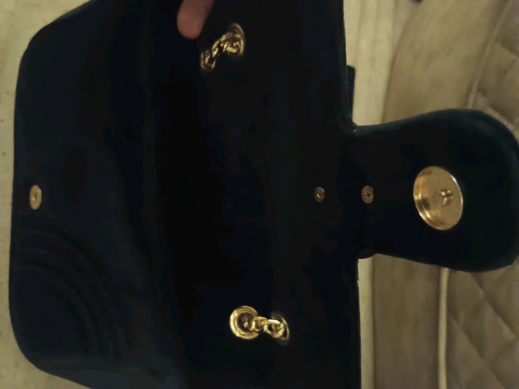 Gucci kol çantası ve hediyesi - 2