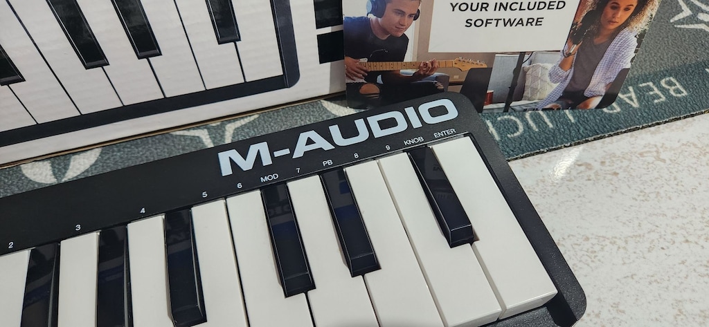 M-Audio Keystation Mini 32 Tuş - Midi Klavye - 4