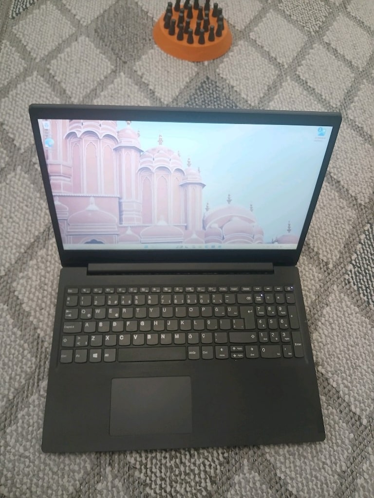 LENOVO V15 AMD 3020E 8 256 HATASIZZ - 3