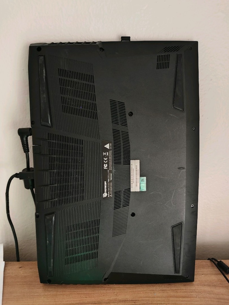 MONSTER TULPAR T7 V21 İ7.10750H. RTX 2070 SUPER 8GB 32 GB RAM 1 TB SSD - 5
