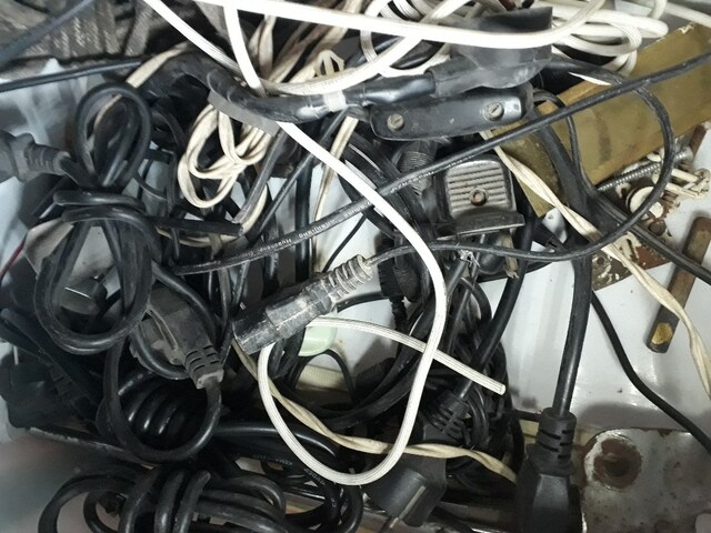 elektrik fişi ve kabloları 3lüyazar kasa fişi