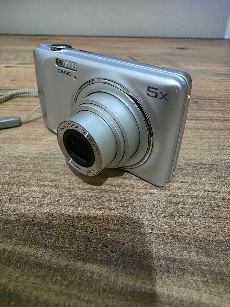 Casio QV-R80 - 5